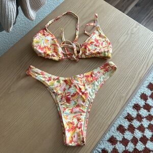 Cupshe bikini!